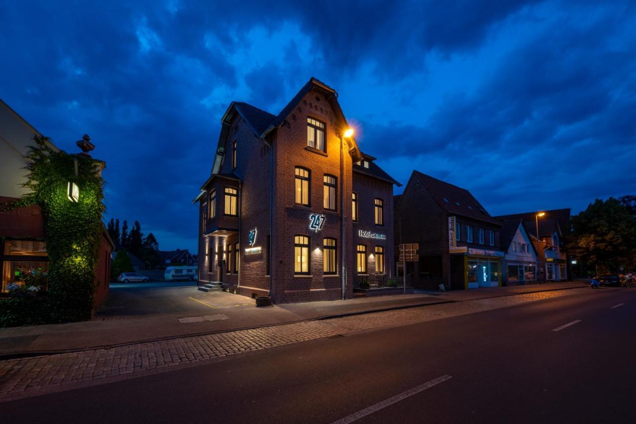 Hotel 24/7 Selfcheckin Leer Exterior foto